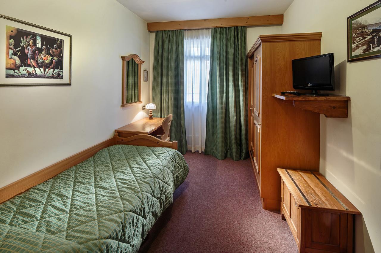 Dependance Hotel Corona Cortina d'Ampezzo Buitenkant foto