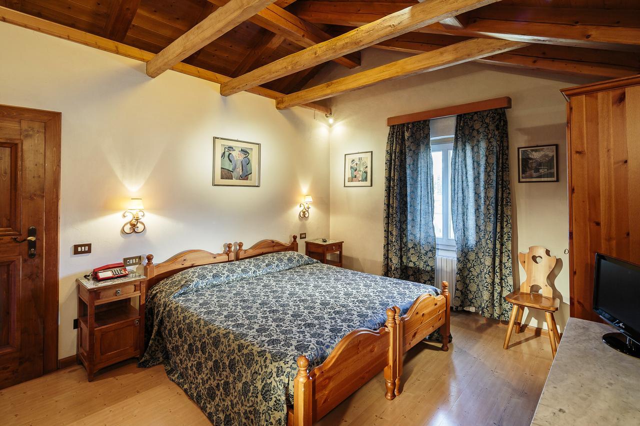 Dependance Hotel Corona Cortina d'Ampezzo Buitenkant foto
