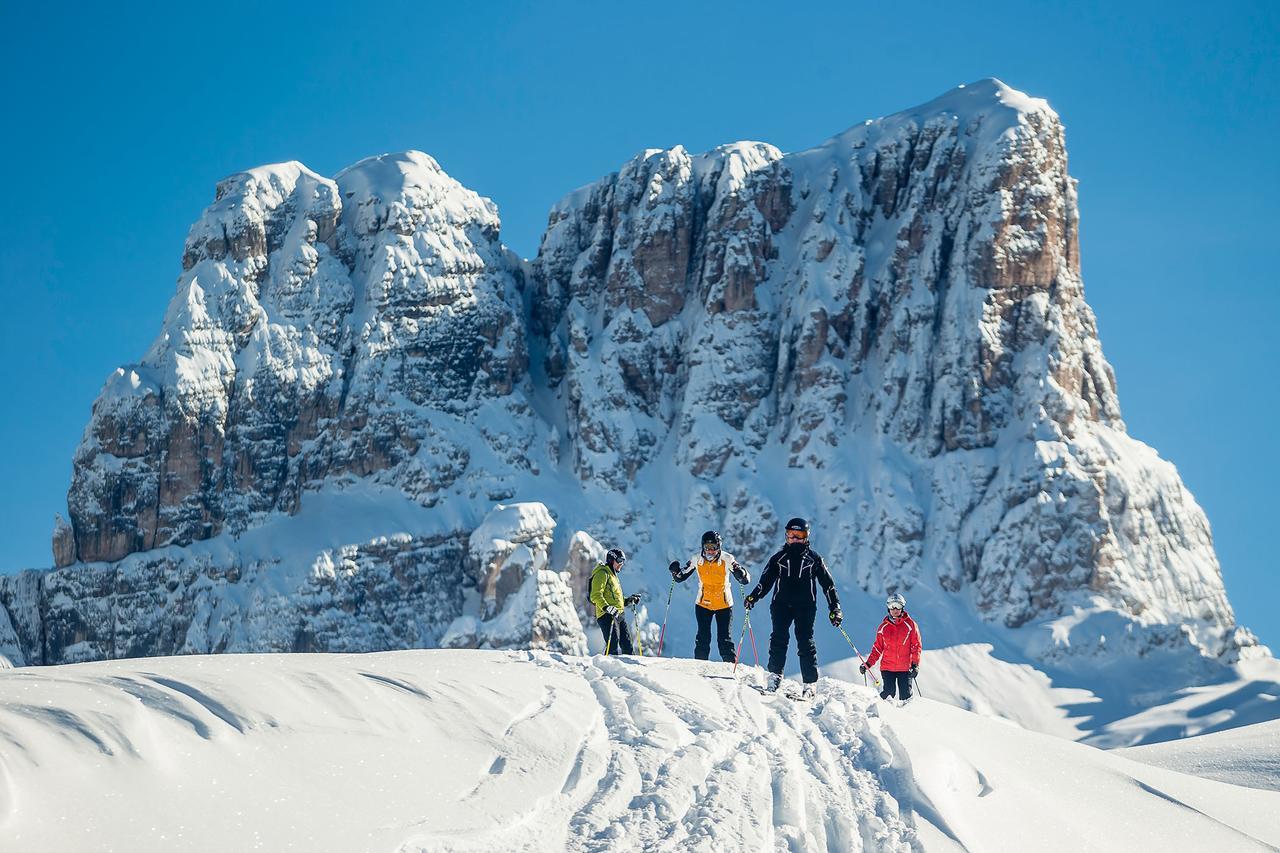 Dependance Hotel Corona Cortina d'Ampezzo Buitenkant foto